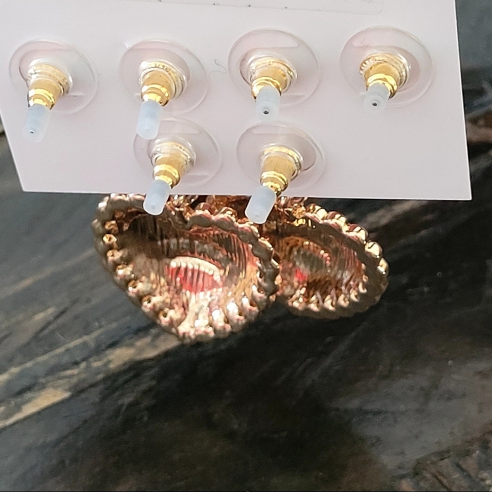 NEW Juicy Couture Earrings Heart Crown - Picture 5 of 5